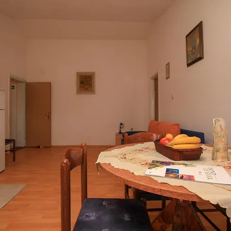 Apartment Breza *